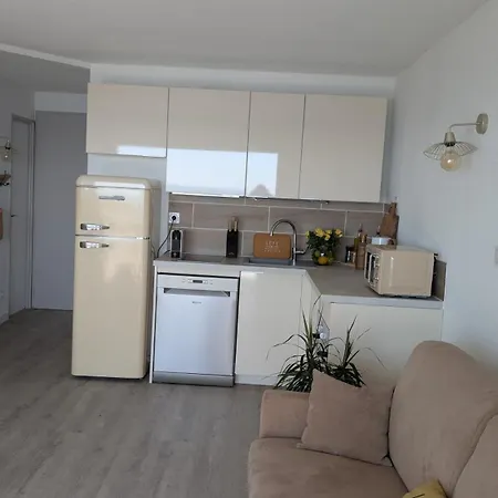 T3 Refait à Neuf Vue Mer, Piscine, Clim, Garage, Wifi Appartamento